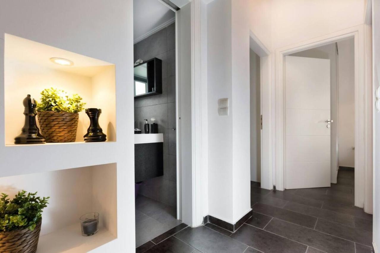 Renovated Flat With Acropolis View Atenas Exterior foto